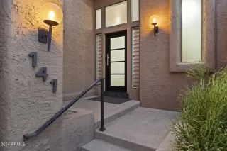 Photo #5: 6745262 Listing