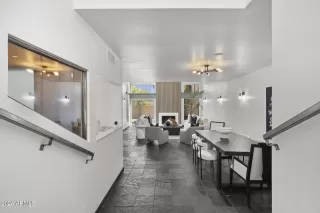 Photo #6: 6745262 Listing