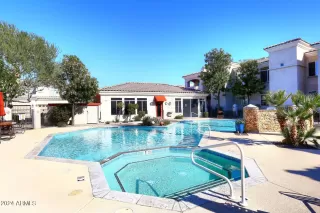 Photo #1: 6745284 Listing