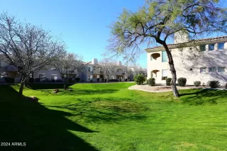 Photo #4: 6745284 Listing