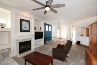 Photo #5: 6745284 Listing