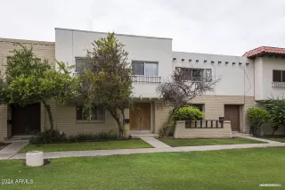 Photo #3: 6745293 Listing 