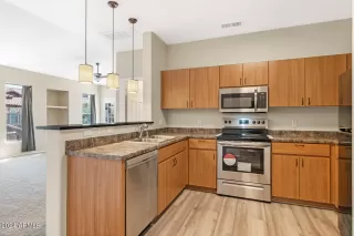 Photo #3: 6745442 Listing