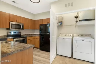 Photo #5: 6745442 Listing