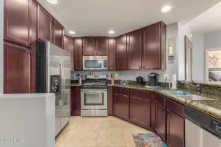 Photo #1: 6745713 Listing 