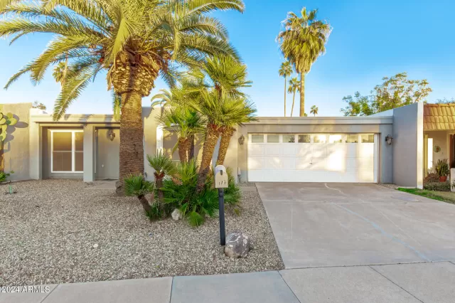 MLS: 6745835 Condo For Sale