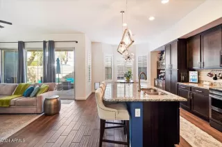 Photo #6: 6745913 Listing 