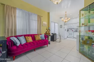 Photo #4: 6746020 Listing