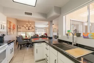 Photo #6: 6746068 Listing 