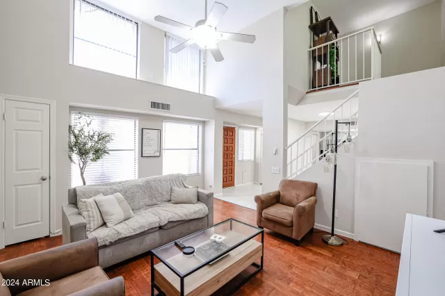 MLS: 6746118 Condo For Sale