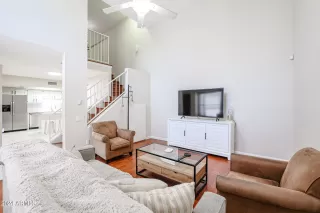 Photo #6: 6746118 Listing 