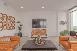 Photo #2: 6746141 Listing 