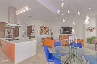 Photo #4: 6746141 Listing 