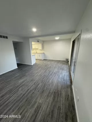 Photo #2: 6746237 Listing