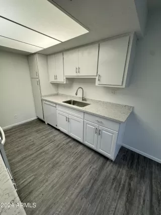 Photo #6: 6746237 Listing