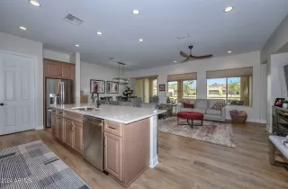 Photo #6: 6746364 Listing 