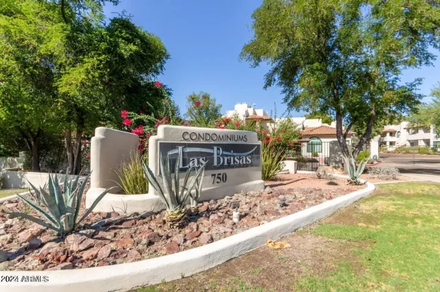 MLS: 6746428 Condo For Sale