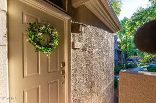 Photo #2: 6746539 Listing