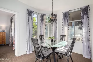 Photo #5: 6746539 Listing