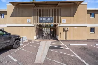 Photo #2: 6746904 Listing 