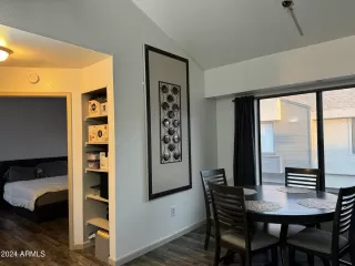 Photo #5: 6746928 Listing