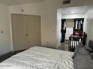 Photo #6: 6746928 Listing