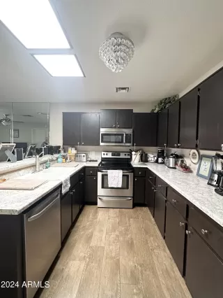 Photo #3: 6747236 Listing 
