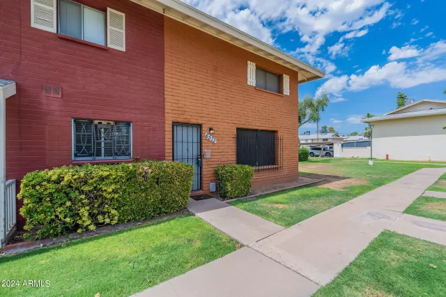 MLS: 6747299 Condo For Sale