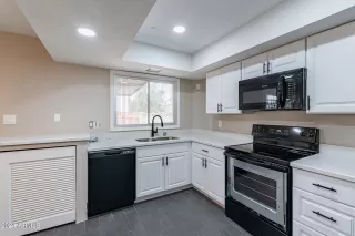 Photo #6: 6747299 Listing 