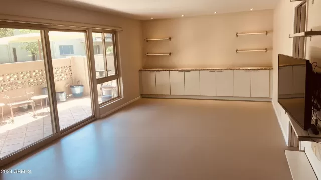 MLS: 6747308 Condo For Sale