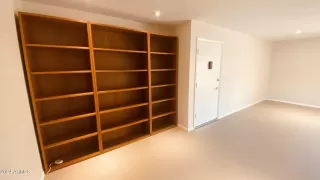 Photo #3: 6747308 Listing