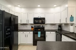 Photo #6: 6747325 Listing 