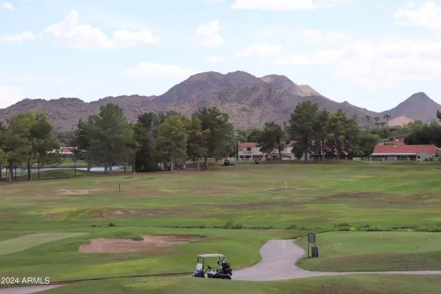 MLS: 6747496 Condo For Sale