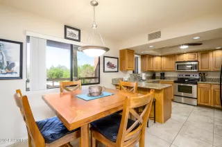 Photo #5: 6747496 Listing 