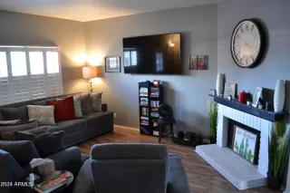 Photo #2: 6747510 Listing