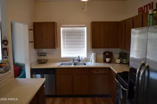 Photo #6: 6747510 Listing