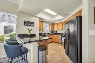 Photo #2: 6747555 Listing