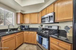 Photo #3: 6747555 Listing