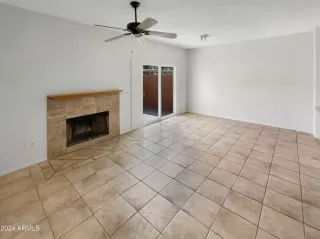 Photo #6: 6747683 Listing