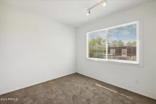 Photo #3: 6747752 Listing 