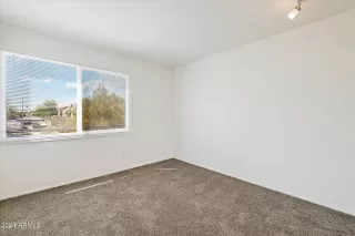 Photo #6: 6747752 Listing 