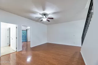 Photo #5: 6748013 Listing