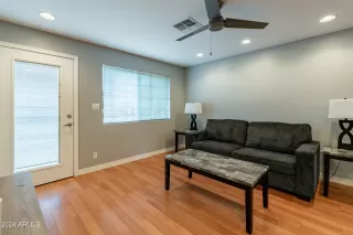 Photo #5: 6748175 Listing 