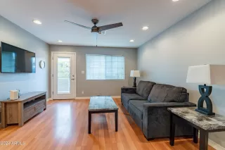 Photo #6: 6748175 Listing 