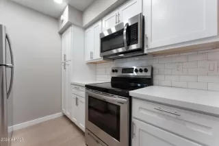 Photo #3: 6748214 Listing