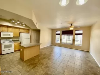 Photo #3: 6748420 Listing