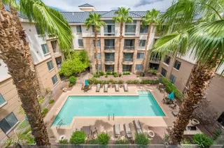 Photo #2: 6748477 Listing