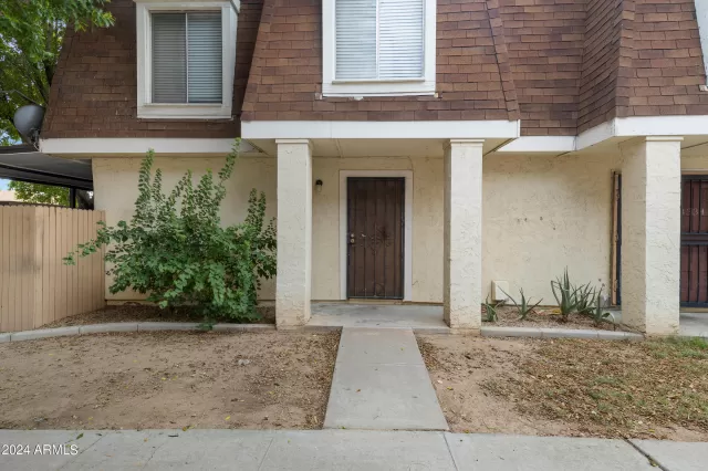 MLS: 6748777 Condo For Sale