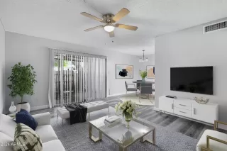 Photo #2: 6748777 Listing 