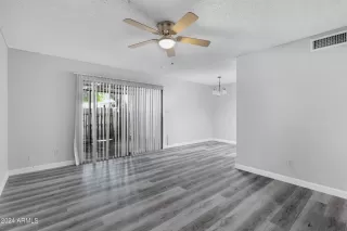 Photo #4: 6748777 Listing 